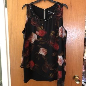 Lane Bryant sleeveless floral top w/gems 18/20